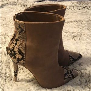 NWT NIB Hot Booties